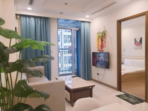 1 br apt in Vinhomes central park, swimming pool